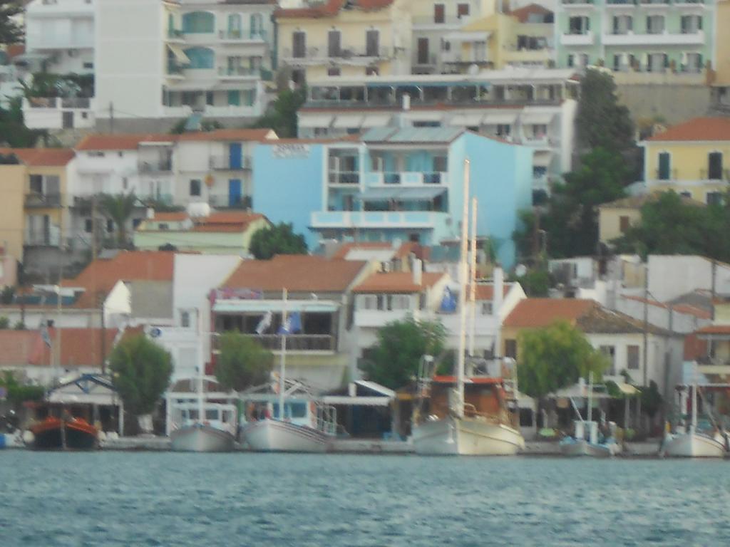 פיתגוריו Zorbas Hotel מראה חיצוני תמונה
