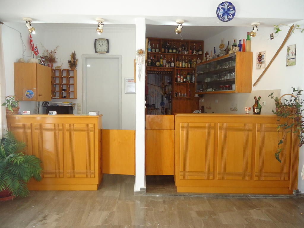 פיתגוריו Zorbas Hotel מראה חיצוני תמונה